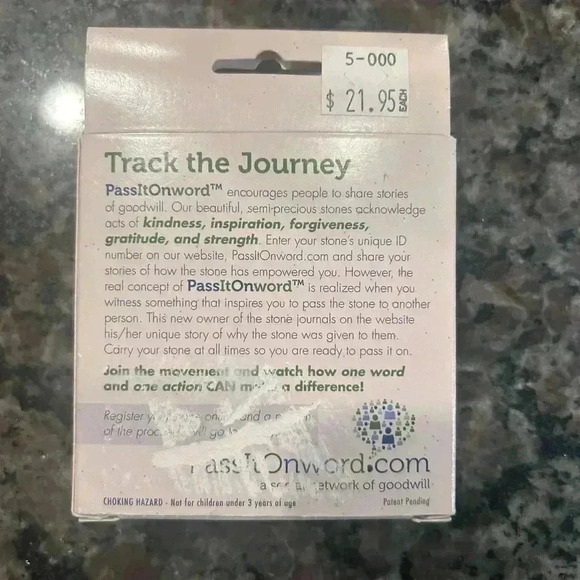 New!!Inspirational tracking stone. Great gift! - Picture 4 of 4